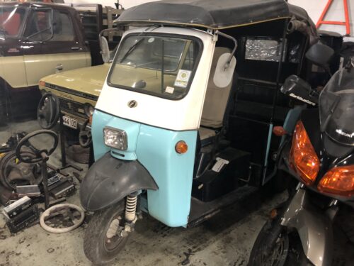 rent a tuk-tuk for movie